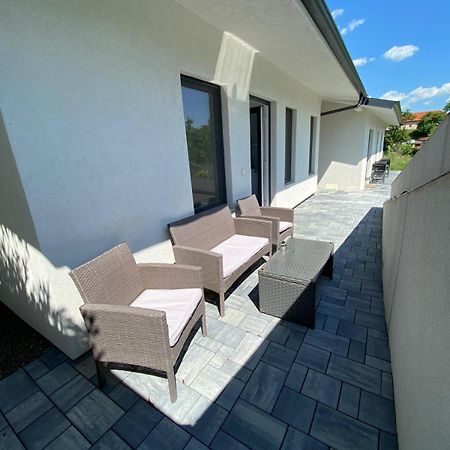 Kevin&Jessica Rooms Giarmata Exterior foto