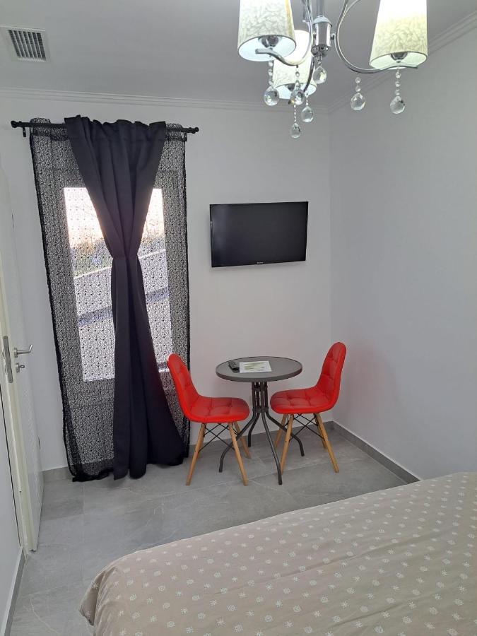Kevin&Jessica Rooms Giarmata Exterior foto